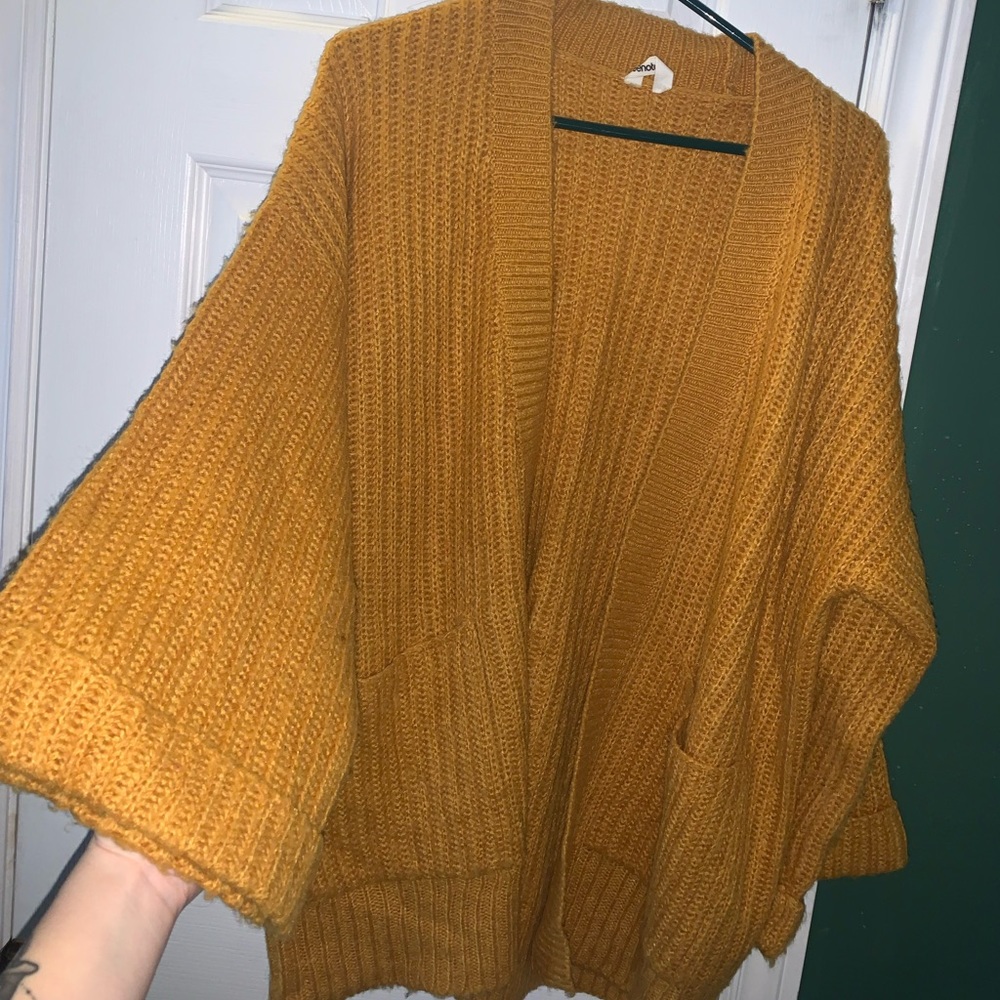 Knit cardigan